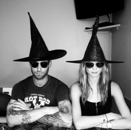 Adam Levine confirma barriga y Raquel del Rosario esperando a Mael