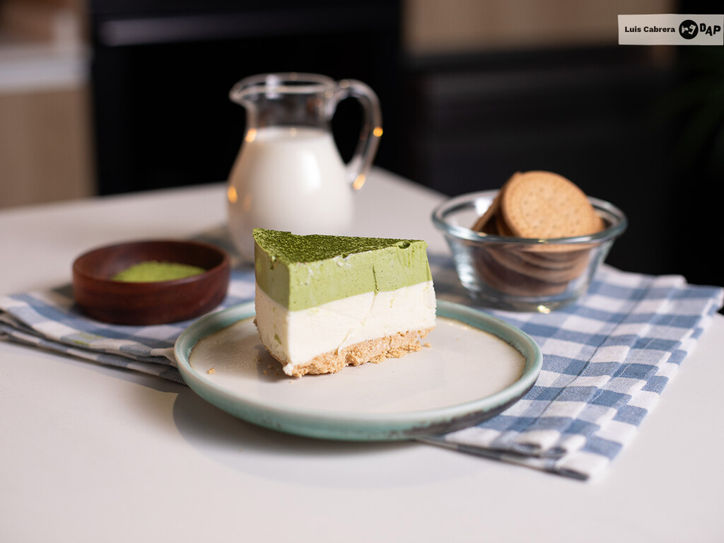 Tarta mousse de matcha: un delicioso postre japonés, sin horno