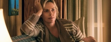 Cinco reflexiones sobre la maternidad que nos deja 'Tully', una película brutalmente honesta protagonizada por Charlize Theron (sin spoilers)