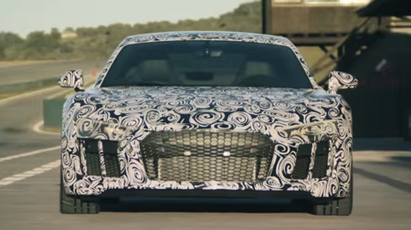 Una vuelta al circuito de Ascari en el nuevo Audi R8 aún camuflajeado