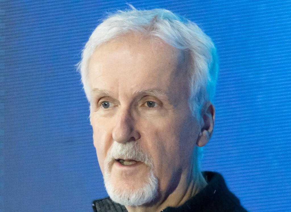 Llevábamos años pidiéndole a James Cameron una película lejos de 'Avatar'. Ahora que la ha estrenado, se ha pegado un batacazo en taquilla