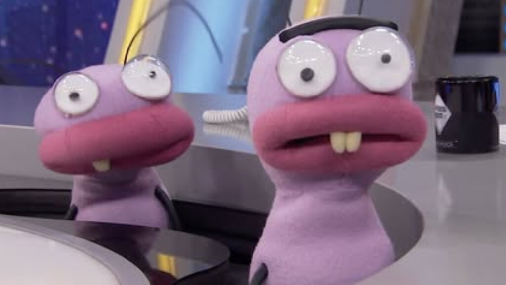 "No te olvides criticar al poderoso". 'El Hormiguero' duró solo un mes en Chile, pero se fue con una canción protesta que jamás se atreverían a poner en España