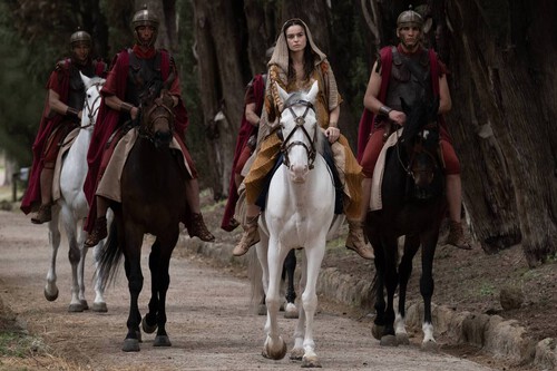 La mejor serie de romanos que he visto en los últimos años no va de gladiadores y es un Juego de Tronos en el albor del Imperio que te querrás ver en una semana