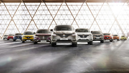 Las ventas de coches en España entronizan a Renault mientras poco a poco van diciendo adiós al diésel