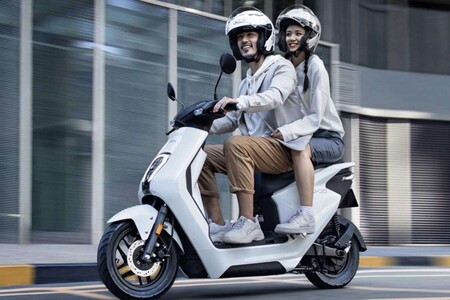 U-Go, el scooter eléctrico más asequible Honda, sólo se venderá en China por un precio de partida de 982 euros