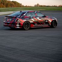 Cadillac CT4-V Blackwing y CT5-V Blackwing, la marca prepara dos sedanes de alto desempeño para los fans del manejo deportivo