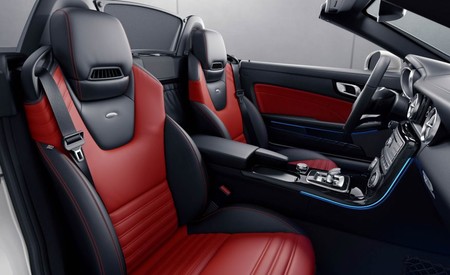 Mercedes-Benz SLC RedArt Edition