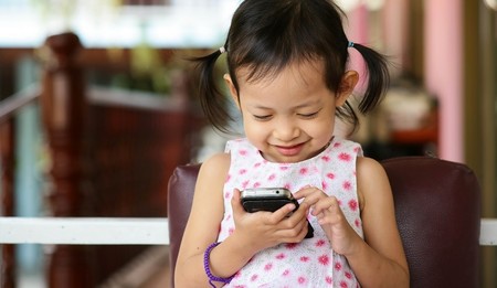 Tencent quiere que tus hijos jueguen más con el móvil, a cambio de tareas en casa o de mejorar las notas