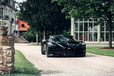 El Bugatti "La Voiture Noire" definitivo de 1.500 CV ya está poniendo a prueba su aerodinámica en circuito