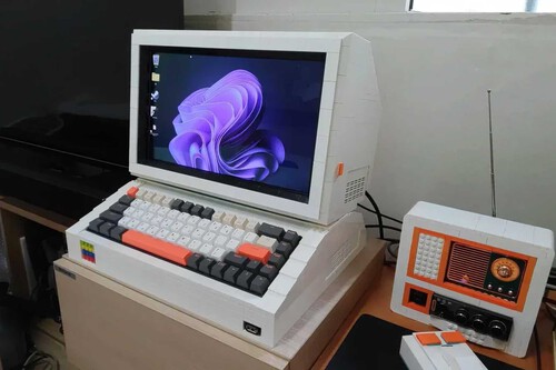 Un usuario coreano se ha convertido en la envidia de la comunidad pecera con este equipo de estética retro. Su secreto ha sido construirlo con legos