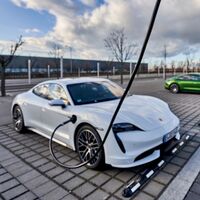 Porsche e Iberdrola tienen en el horno una red de 35 electrolineras con cargadores ultrarrápidos para 2022