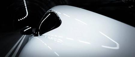 El Jaguar F-Type Coupé va mostrando partes de su figura 