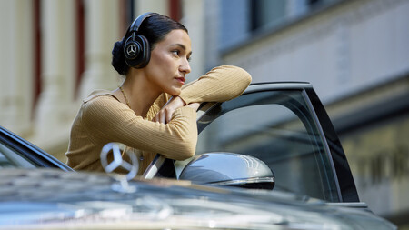 Sonido Espacial Apple Mercedes Benz 4