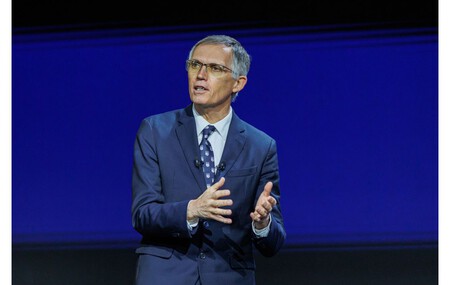 Carlos Tavares Tesla