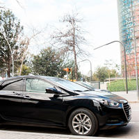 Barcelona pierde 350 VTC tras el 'decretazo' del Govern, mientras en Madrid siguen creciendo