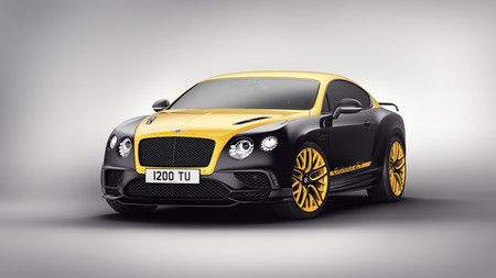 Este Bentley Continental GT no está tuneado, es una edición limitada en honor a las 24 Horas de Nürburgring