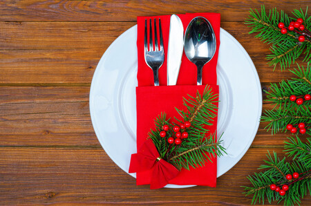 27 originales maneras de doblar las servilletas con motivos navideños y adornar tu mesa en estas fiestas