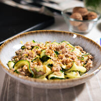 Con un calabacín y atún de lata tienes una cena rica y saludable en menos de 10 minutos