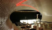 Restaurante W'Duck: sentados a la mesa en la taza del retrete