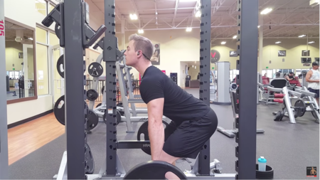 Rack pull: una variante del peso muerto más centrada en la musculatura de la espalda