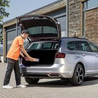 La entrega de paquetes en tu maletero será una realidad en octubre gracias a Nacex y Volkswagen