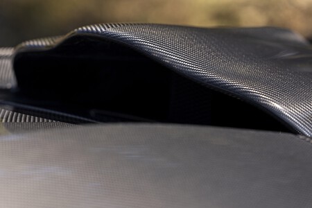 Aston Martin Valhalla