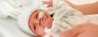 Bebés prematuros: escuchar la voz de mamá mientras les hacen pruebas médicas disminuye su dolor