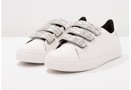 Las zapatillas de Cosmoparis Emi Blanc están en Zalando por 41,95 euros tras un 70% de descuento