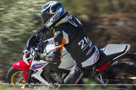 Mono a medida de AG10Moto: cómo es el sistema de pedidos