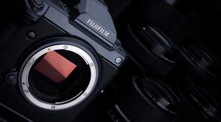 Fujifilm actualiza la GFX100 para ofrecer imágenes de hasta 400 Mpíxeles y presenta a su hermana GFX100 IR de foto infrarroja