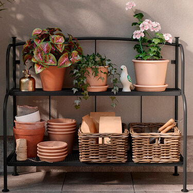 Acaba de llegar a Ikea una estantería con toque art decó que convierten el balcón en una terraza parisina por menos de 30 euros 