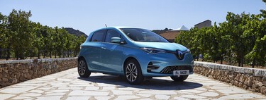 Tampoco hay coches eléctricos baratos de segunda mano: su precio medio se dispara por encima de los 35.000 euros 