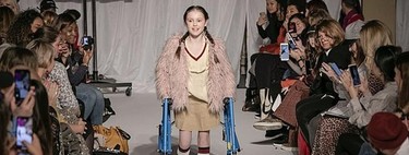 Tiene parálisis cerebral y cumplió su sueño de desfilar solo unos meses después de caminar por primera vez