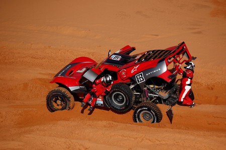 Carlos Checa Dakar 2022
