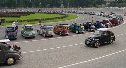 Concentración de Fiat 500 Topolino en Italia