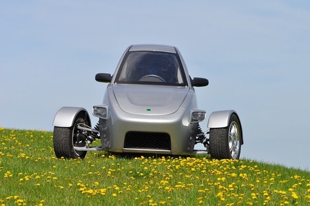 Elio, un triciclo no tan alternativo, alcanza las 10.000 reservas