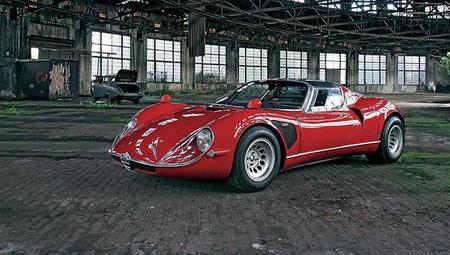 Alfa Romeo 33-2 Stradale