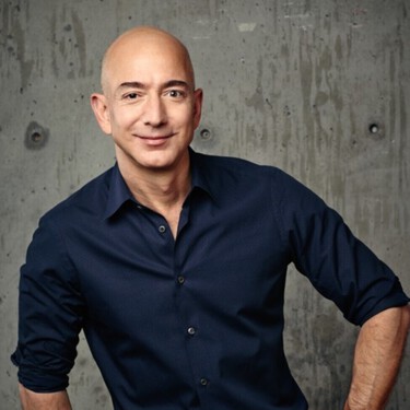 Jeff Bezos y su despedida de soltero en Madrid: cómo caer en el ocio más rancio de la capital 