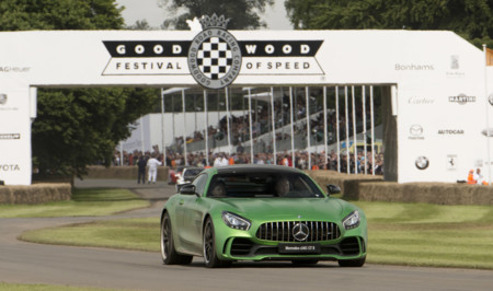 Así fue el estreno del Mercedes-AMG GT R, en 17 imágenes y 2 vídeos