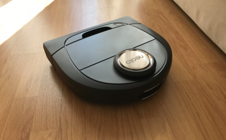 ¿Cómo es limpiar el suelo con una aspiradora controlada desde el iPhone? Probamos una Neato Botvac D5 Connected