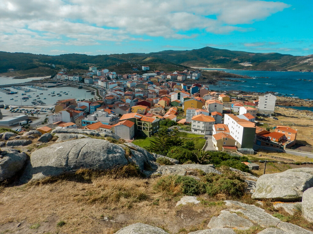 El pueblo pesquero tradicional que nadie visita en Galicia: lugar de peregrinaje, pescado fresco y sin turistas