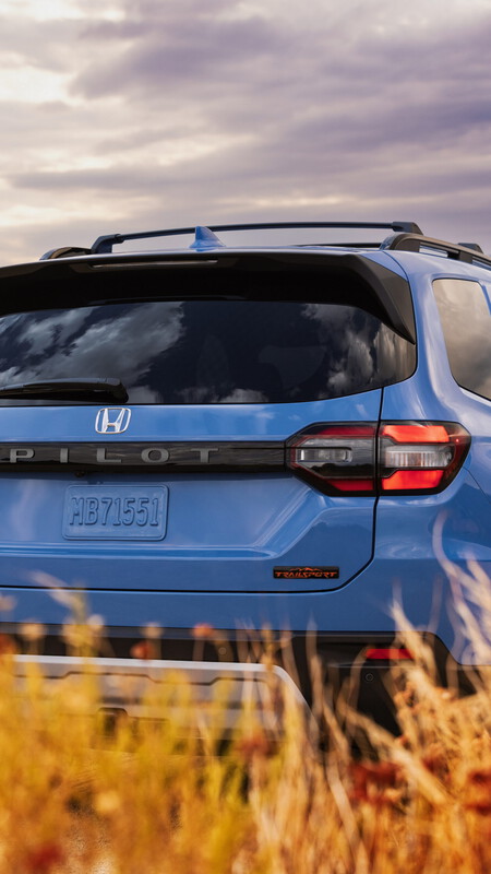 Honda Pilot 2023 Teaser 2