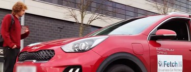 Cuando alquilas un coche y te llega a casa sin nadie al volante: la conducción remota se estrena en Reino Unido