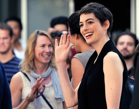 Los fashionistas de la semana: Anne Hathaway en la alfombra roja