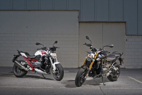 BMW R 1200 R con refrigeración líquida
