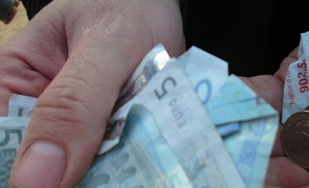 ¿Puedo pagar en todas partes con los billetes nuevos de 5 euros?