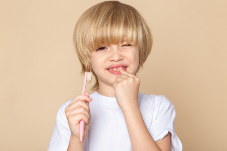 Como elegir el cepillo de dientes perfecto según la edad del niño