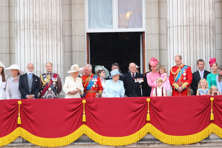 Los mini-Royals nos enloquecen en el Trooping the Colour