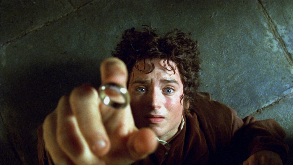 "Estoy muy insatisfecho con la extrema estupidez": El creador de El Señor de los Anillos odió el primer intento de llevar su saga fantástica al cine