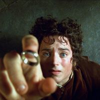 "Estoy muy insatisfecho con la extrema estupidez": El creador de El Señor de los Anillos odió el primer intento de llevar su saga fantástica al cine 